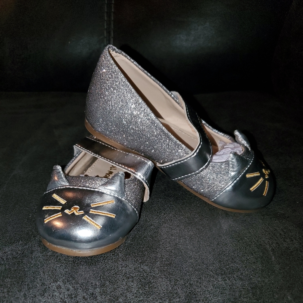 The Doll Maker Dress Shoes silver glitter cat face easter formal wedding party 7